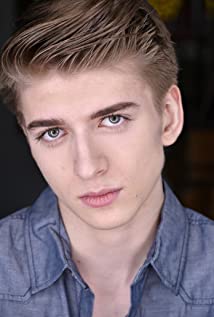 Xander Crowell