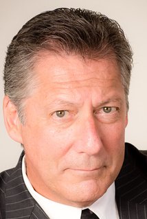 Lawrence Larsen