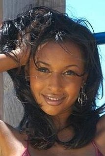 Lizz Robbins