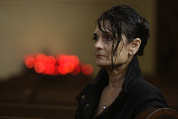 Angela Petrelli