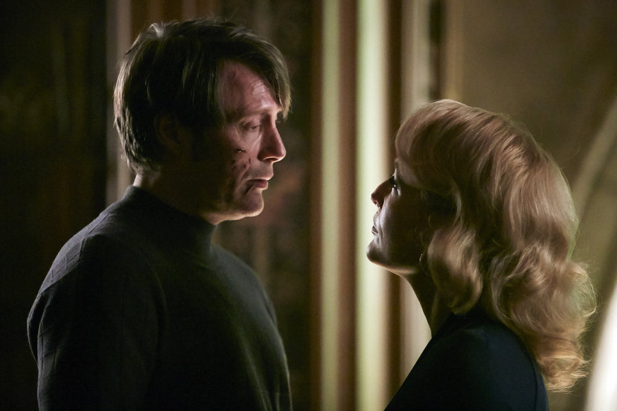 Dr. Bedelia Du Maurier