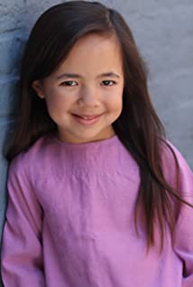 Lila Poprik