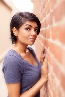 Sanna Khan