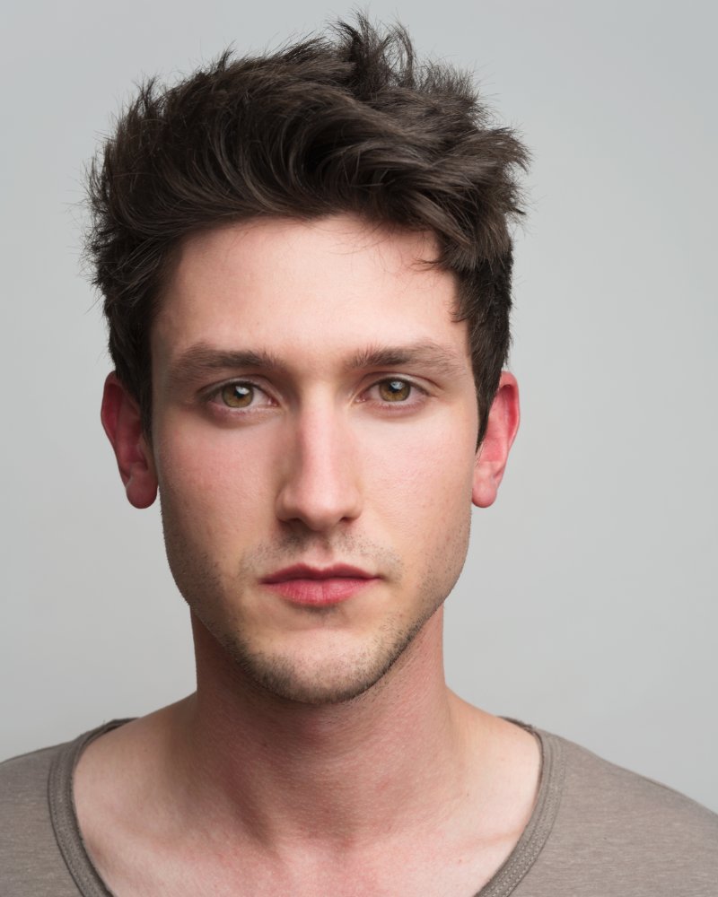 Lewis Peek