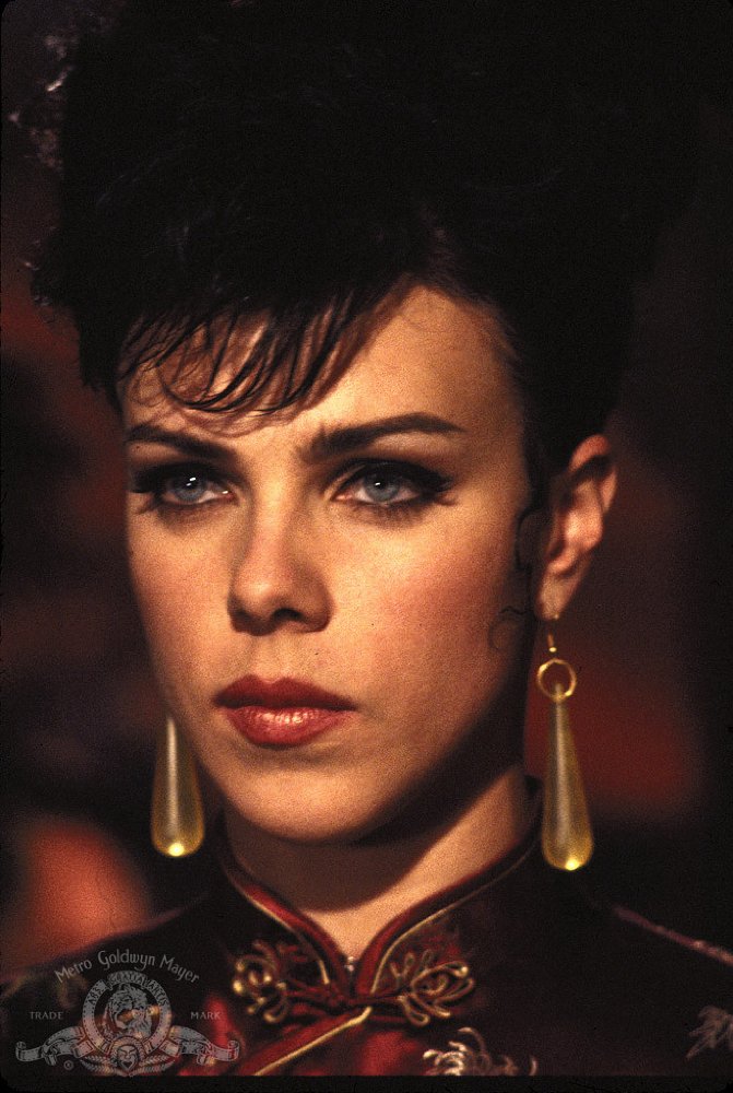 Debi Mazar