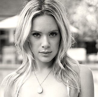 Annie Burgstede