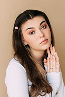 Elyse Jewel