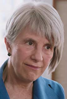 Paula England