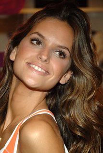 Izabel Goulart