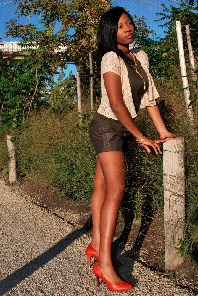 Amoni B.