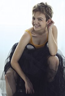 Annabel Maclean